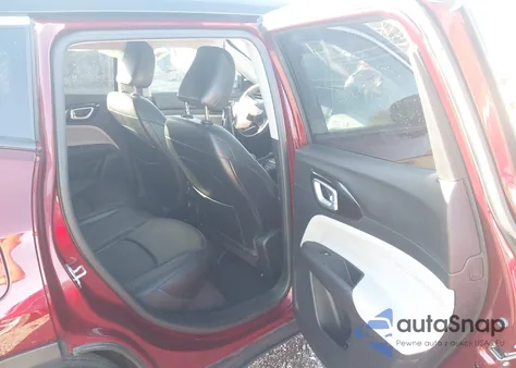 2022 Jeep Compass Limited 4X4 z USA, uszkodzony, nr VIN 3C4NJDCB5NT115100